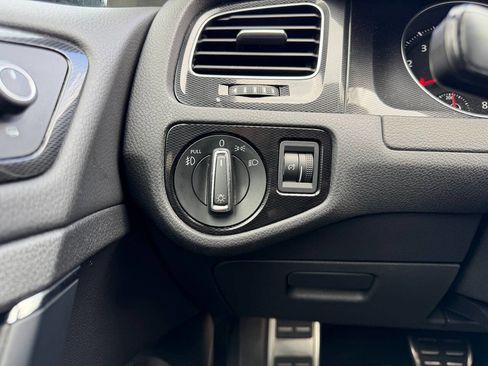 Used 2015 Volkswagen GTI S FWD image 24