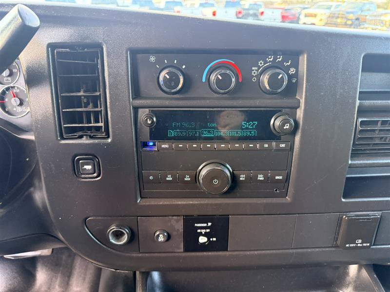Used 2019 GMC Savana 2500 w/ Driver Convenience Package RWD image 22