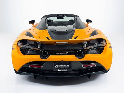 Used 2022 McLaren 720S Spider RWD image 6
