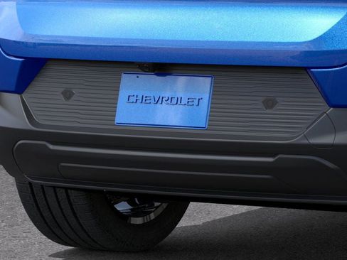 New 2026 Chevrolet Equinox EV LT w/ LPO, Blackout Package image 14