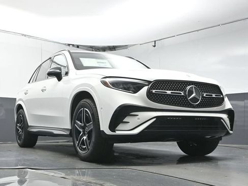 Used 2026 Mercedes-Benz GLC 300 image 34