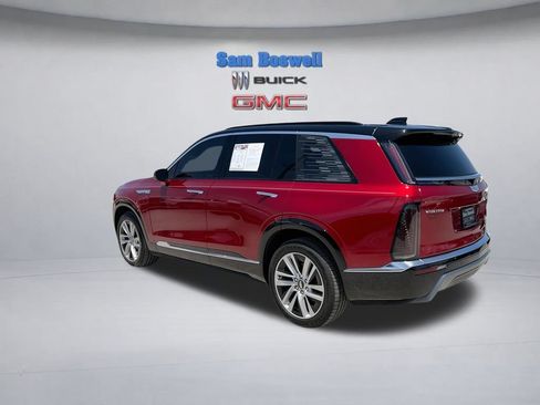 Used 2026 Cadillac Vistiq Luxury AWD/4WD image 8