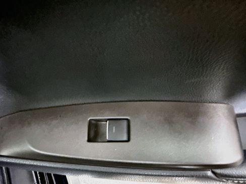 Used 2023 Toyota Camry XSE FWD image 31