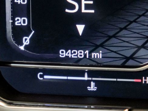 Used 2025 GMC Sierra 2500 AT4X AWD/4WD image 19
