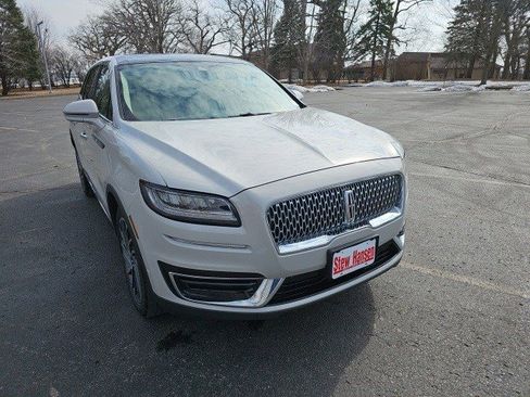 Used 2020 Lincoln Nautilus Reserve w/ Equipment Group 201A image 8
