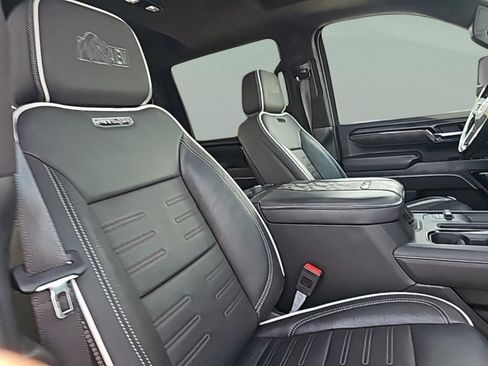 Used 2024 GMC Sierra 2500 AT4X w/ AT4X AEV Edition image 28