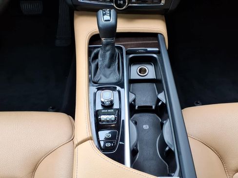 Used 2018 Volvo S90 T6 Momentum w/ Convenience Package AWD/4WD image 23
