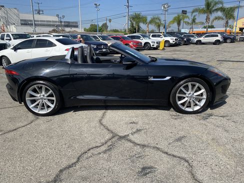 Used 2014 Jaguar F-TYPE S image 10