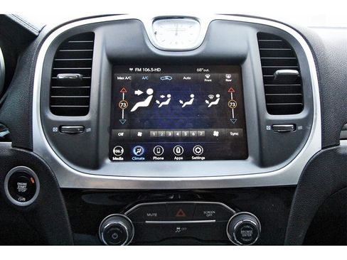 Used 2023 Chrysler 300 Touring w/ Sport Appearance Package image 20