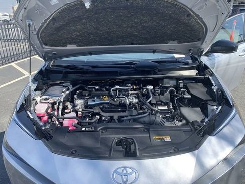 Used 2024 Toyota Prius XLE image 16