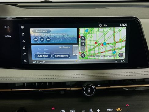 Used 2023 Nissan Ariya FWD image 21