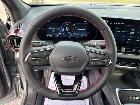 New 2026 Chevrolet Equinox RS w/ Safety and Technology Package AWD/4WD image 12
