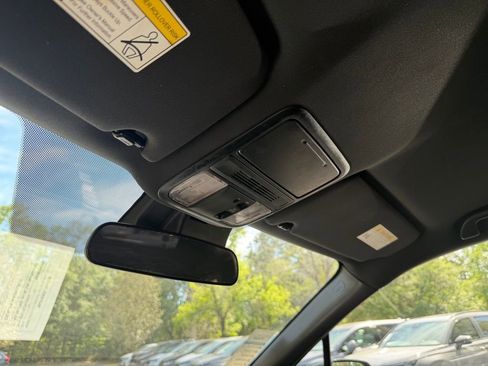 Used 2022 Honda Pilot Sport image 30