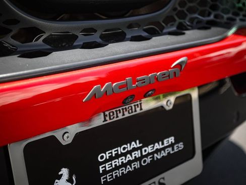 Used 2027 McLaren 750S Spider RWD image 22