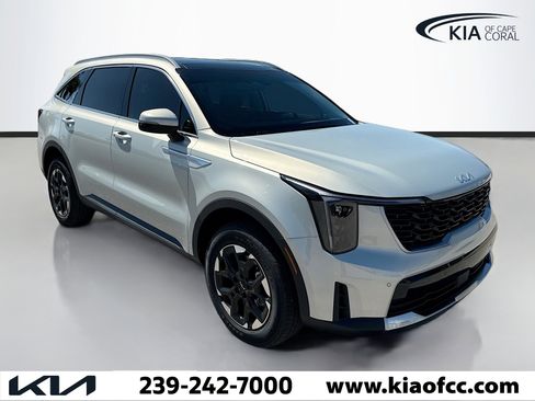 New 2026 Kia Sorento S w/ S Panoramic Sunroof Package image 7