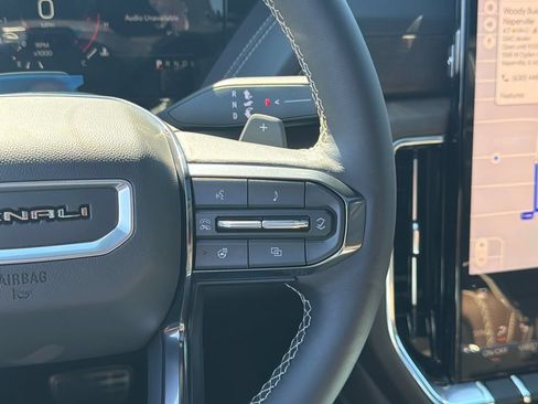 New 2026 GMC Yukon Denali Ultimate AWD/4WD image 32