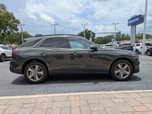 Used 2025 Genesis GV70 3.5T Sport AWD/4WD image 7