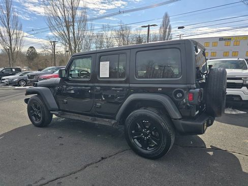 Used 2020 Jeep Wrangler Unlimited Sport image 3