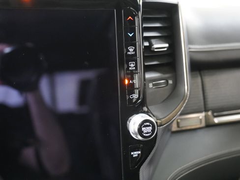 Used 2019 RAM 1500 Limited AWD/4WD image 30