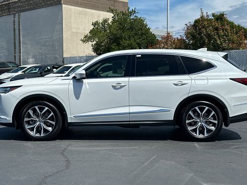 Used 2022 Acura MDX SH-AWD w/ Technology Package image 9
