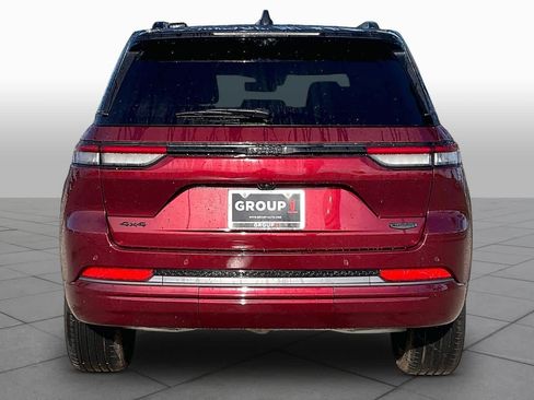 New 2026 Jeep Grand Cherokee Summit w/ Obsidian Package AWD/4WD image 4