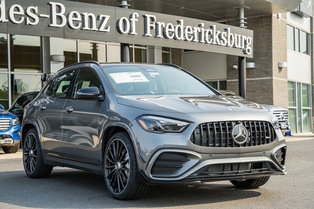 New 2026 Mercedes-Benz GLA 35 AMG 4MATIC image 1