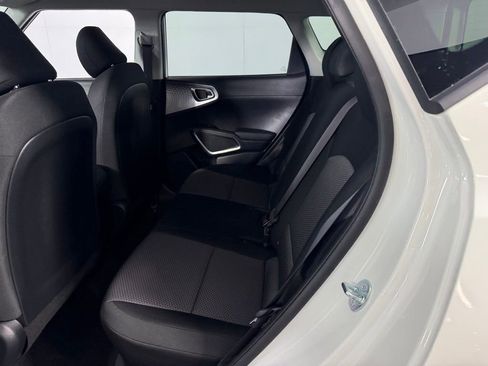 Used 2025 Kia Soul LX FWD image 27