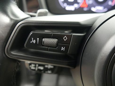 Certified 2024 Porsche Cayenne S AWD/4WD image 33