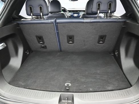 Used 2022 Chevrolet Bolt EUV LT w/ Convenience Package image 30