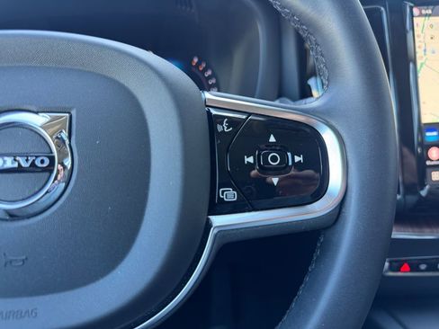 Certified 2024 Volvo XC60 B5 Plus w/ Protection Package Premier AWD/4WD image 18