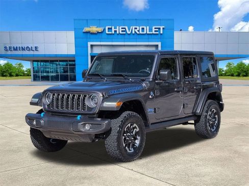 Used 2025 Jeep Wrangler Unlimited Rubicon 4xe w/ Convenience Group AWD/4WD image 2