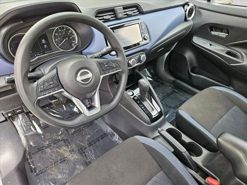 Used 2024 Nissan Versa SV FWD image 12