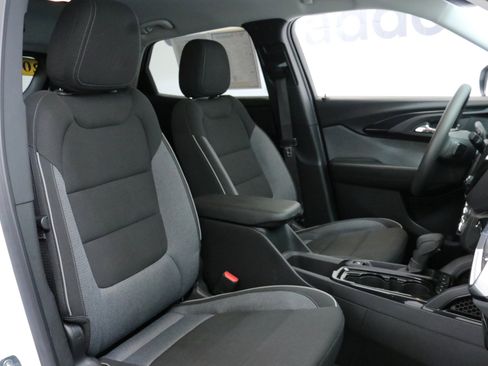 Used 2023 Chevrolet TrailBlazer LT w/ Convenience Package image 31