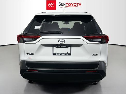 New 2025 Toyota RAV4 XLE image 5