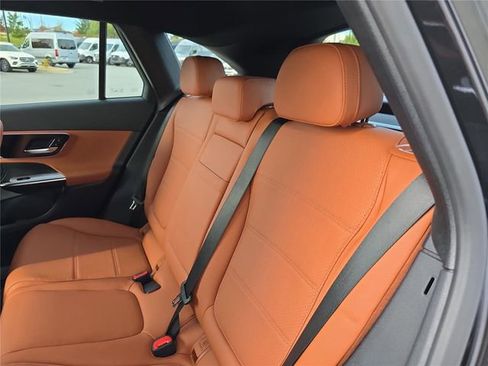 Certified 2026 Mercedes-Benz GLC 300 4MATIC image 15