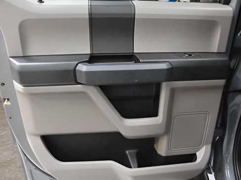 Used 2019 Ford F150 XL w/ Equipment Group 101A Mid AWD/4WD image 14