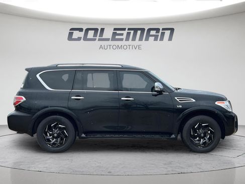 Used 2019 Nissan Armada Platinum w/ Interior Lighting Package image 4