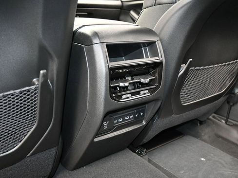 New 2026 Jeep Grand Cherokee Limited w/ Limited Altitude Package RWD image 30