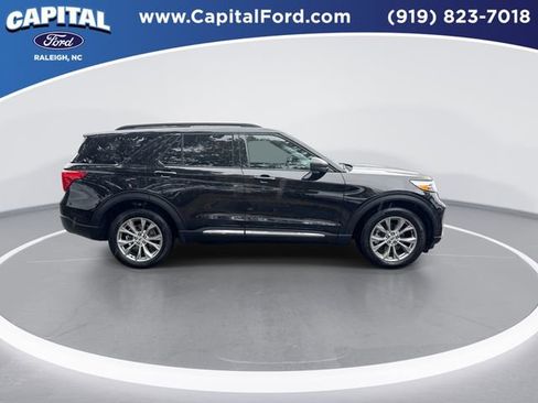 Certified 2023 Ford Explorer XLT w/ Equipment Group 202A image 9