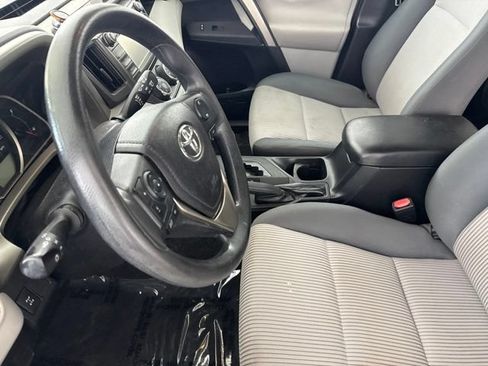 Used 2013 Toyota RAV4 LE AWD/4WD image 20