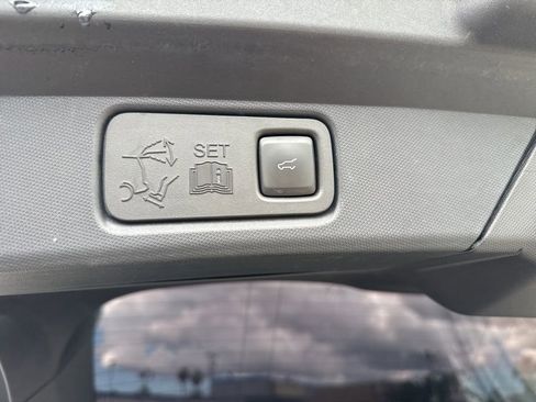 Used 2023 Ford Mustang Mach-E Premium image 18