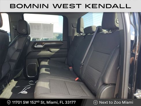 Used 2024 Chevrolet Silverado 2500 LT w/ Convenience Package image 16