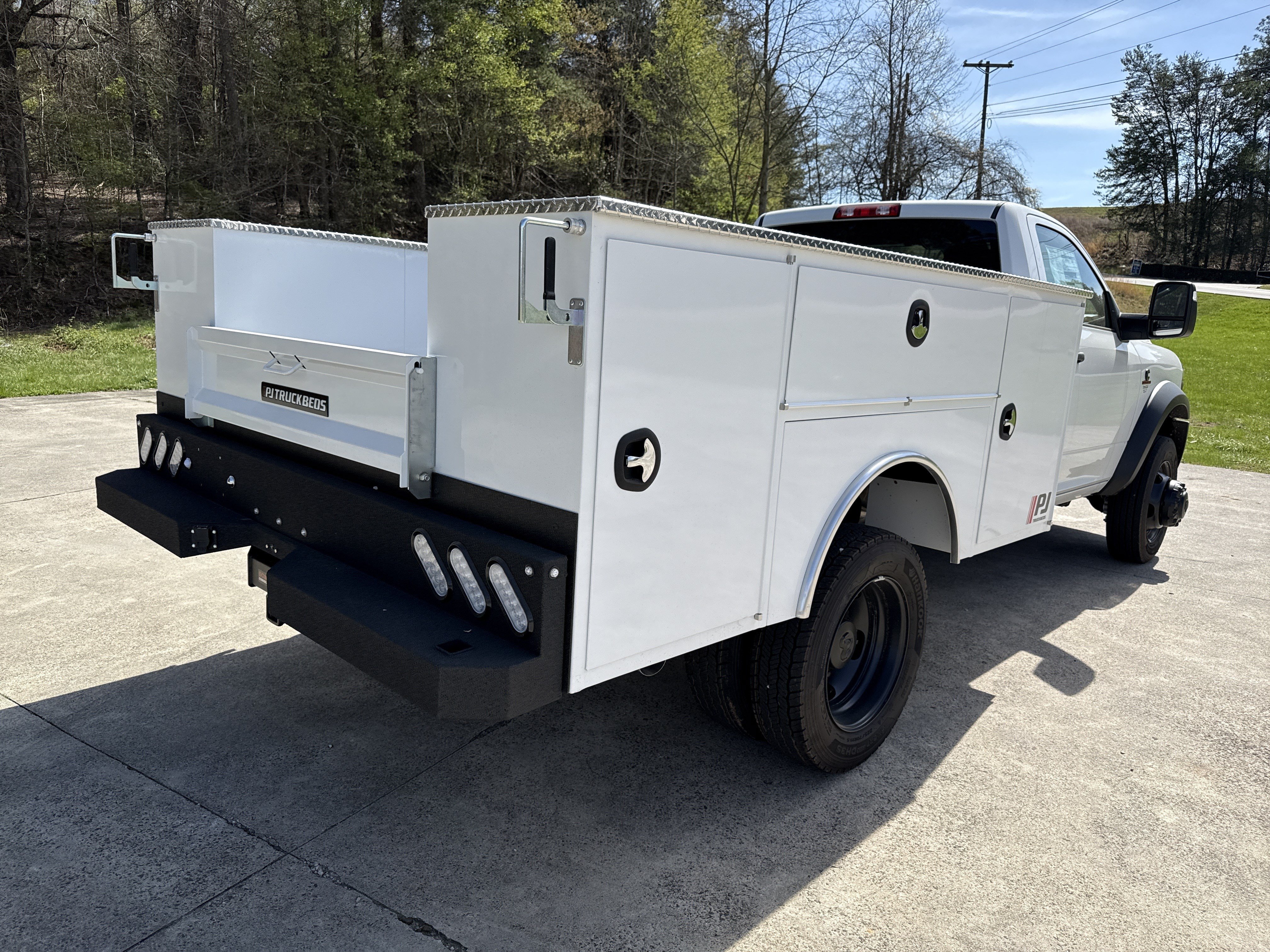 New 2026 RAM 4500 Tradesman AWD/4WD image 7