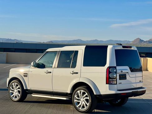 Used 2016 Land Rover LR4 HSE Silver Edition AWD/4WD image 5
