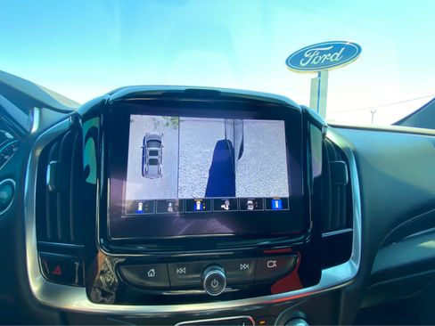 Used 2023 Chevrolet Traverse RS AWD/4WD image 35