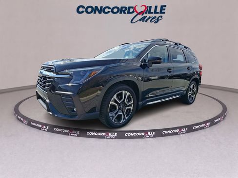 Used 2023 Subaru Ascent Limited AWD/4WD image 4