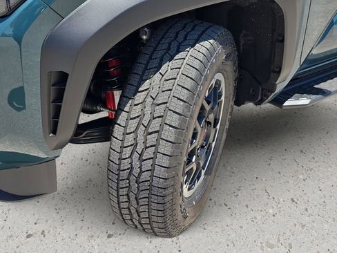 New 2026 Toyota 4Runner TRD Off-Road Premium AWD/4WD image 33