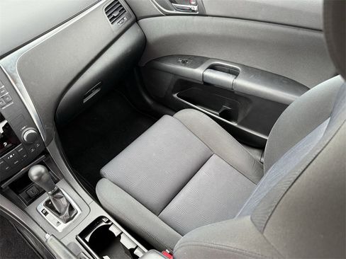 Used 2010 Suzuki Kizashi SE image 27