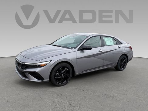 New 2026 Hyundai Elantra Sport image 21