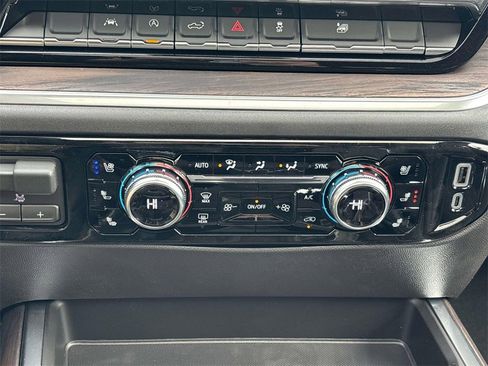 New 2026 GMC Sierra 1500 SLT w/ SLT Premium Package image 15